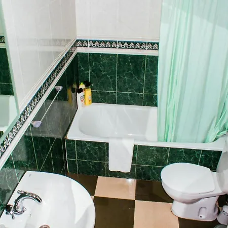 Апартаменты Tipica Casa En Con Patio Y Terraza Фрихилиана