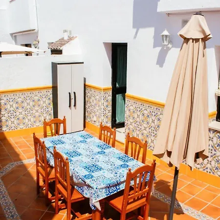 Апартаменты Tipica Casa En Con Patio Y Terraza *