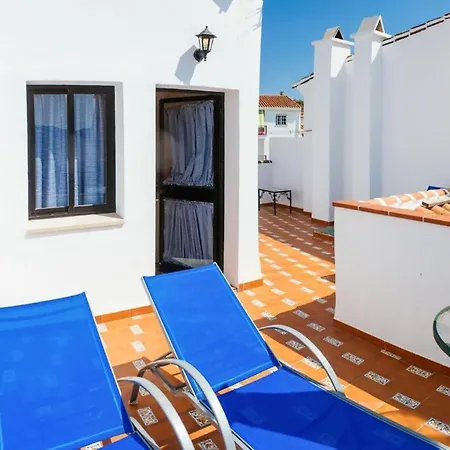 Апартаменты Tipica Casa En Con Patio Y Terraza