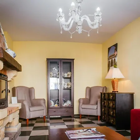 Апартаменты Tipica Casa En Con Patio Y Terraza *