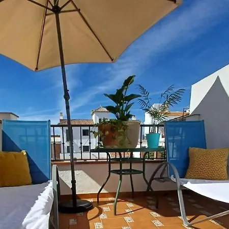 Апартаменты Tipica Casa En Con Patio Y Terraza