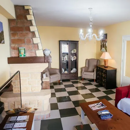 Апартаменты Tipica Casa En Con Patio Y Terraza